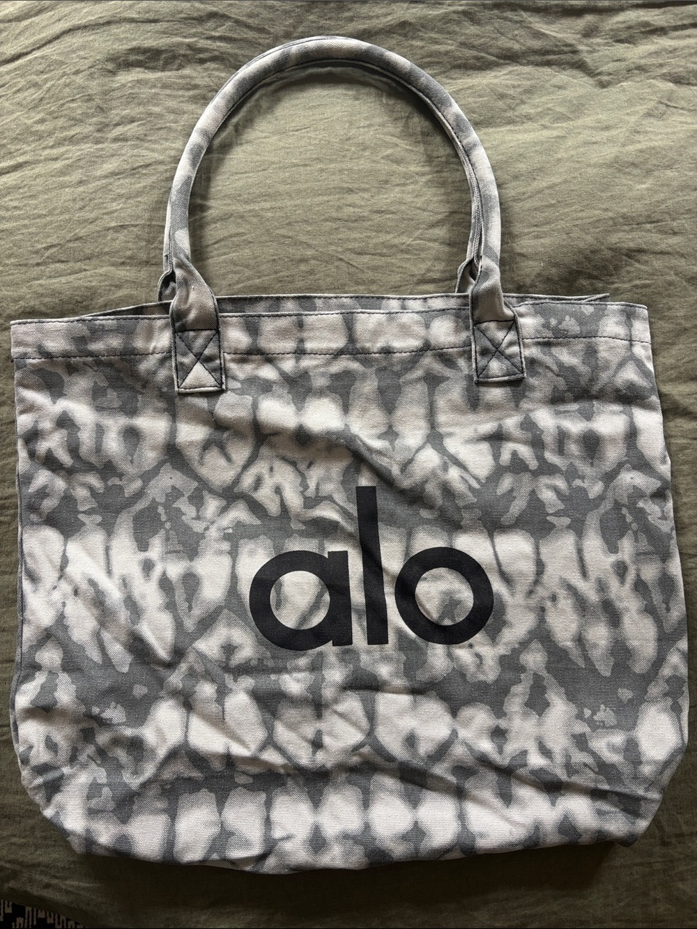 ALO Yoga Gray Tie-Dye Canvas Tote